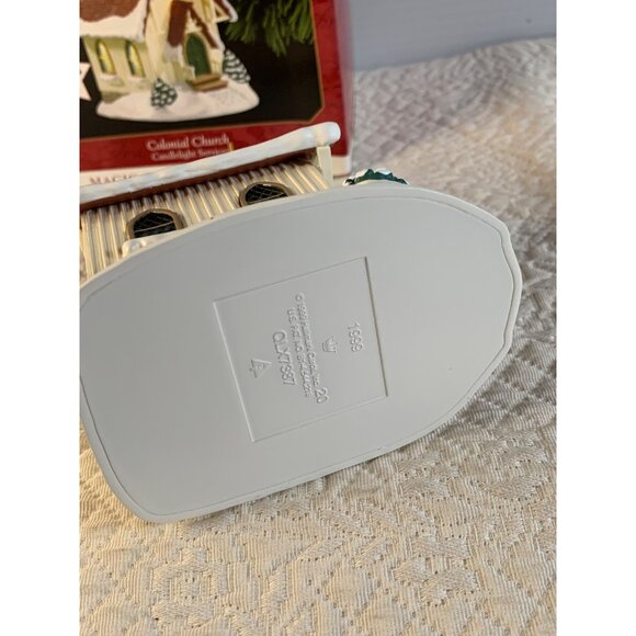 Hallmark Colonial Church Magic light candlelight church with box - New - Picture 6 of 10